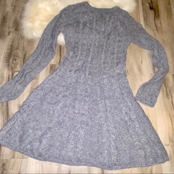 ♥️HOLLISTER SWEATER DRESS♥️ - Picture 4 of 5